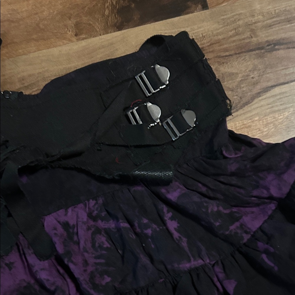 Hot Topic Black and Purple Goth Skirt - Picture 5 of 11